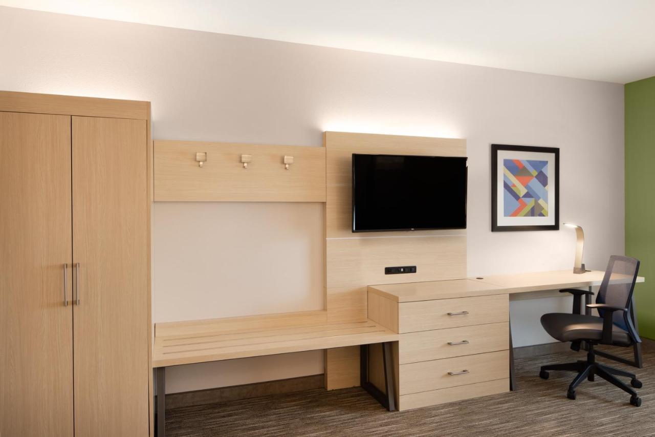 Holiday Inn Express & Suites Ft Myers Beach-Sanibel Gateway By Ihg Fort Myers Beach Ngoại thất bức ảnh