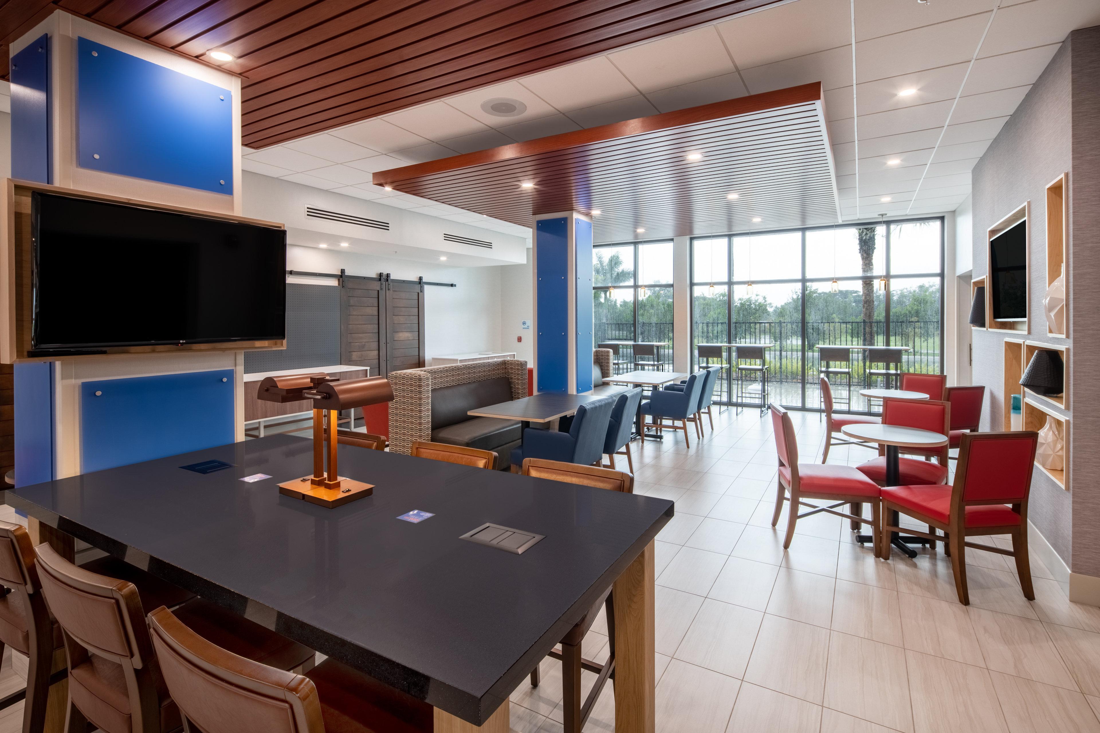 Holiday Inn Express & Suites Ft Myers Beach-Sanibel Gateway By Ihg Fort Myers Beach Ngoại thất bức ảnh
