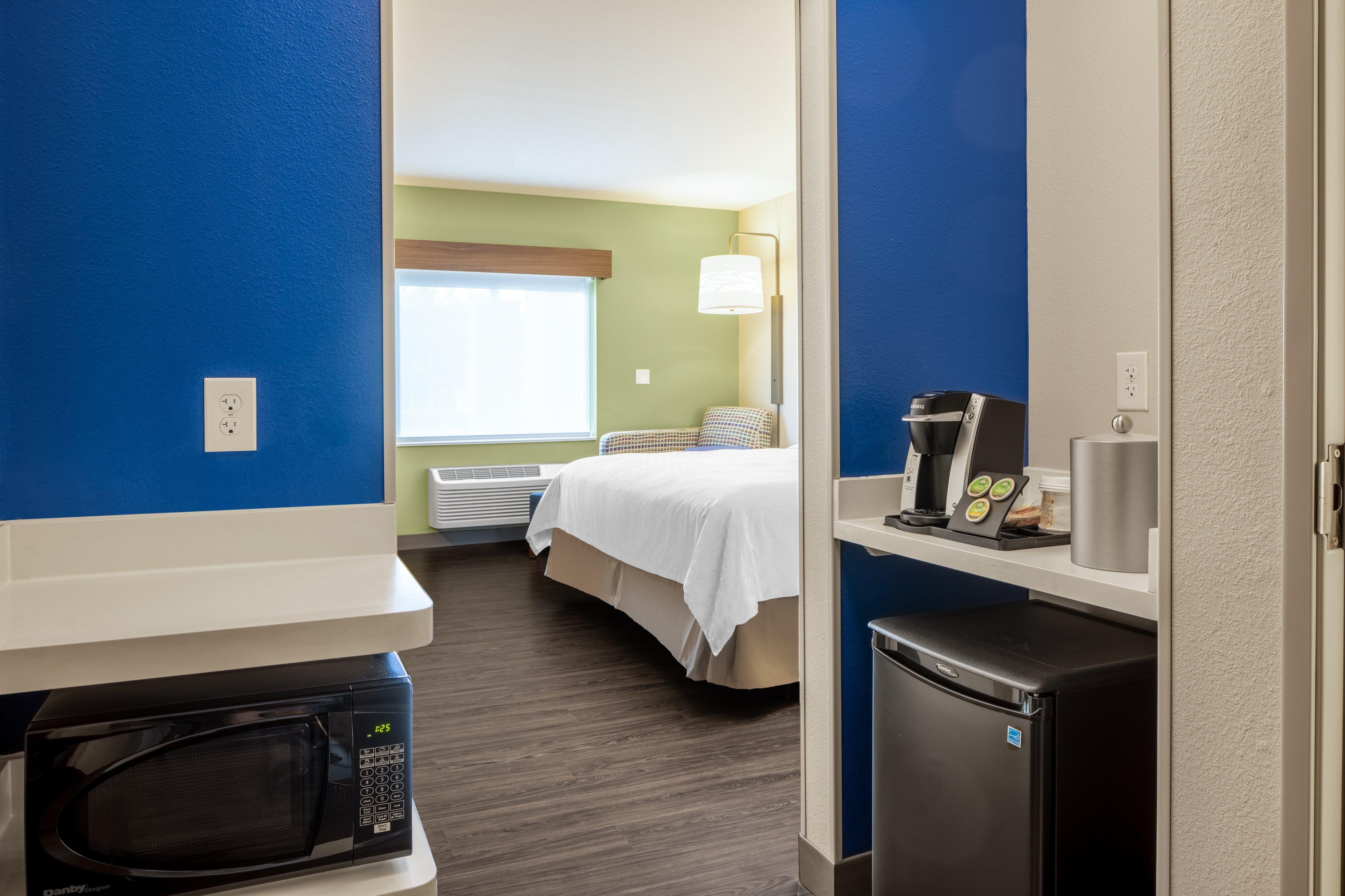 Holiday Inn Express & Suites Ft Myers Beach-Sanibel Gateway By Ihg Fort Myers Beach Ngoại thất bức ảnh